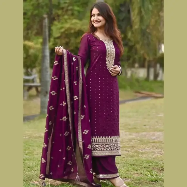 Libas carousel ad